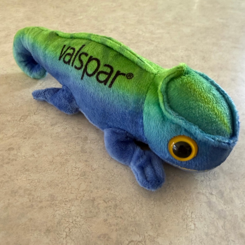 Valspar Primotional Blue and Green Chameleon Beanie Plush